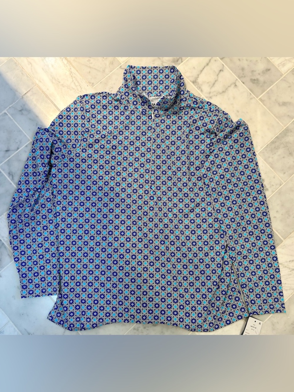 Lands' End Medium NWOT 1/4 Zip Rash Guard Shirt Geometric